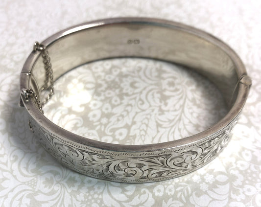 Silver Victorian hinged bangle. Rare Chester hallmark.